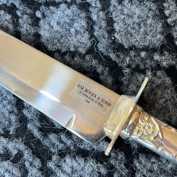 WM Rodger & Sons Silver Plated Stainless blade Serving Knife and Fork Set - Picture 5 of 6